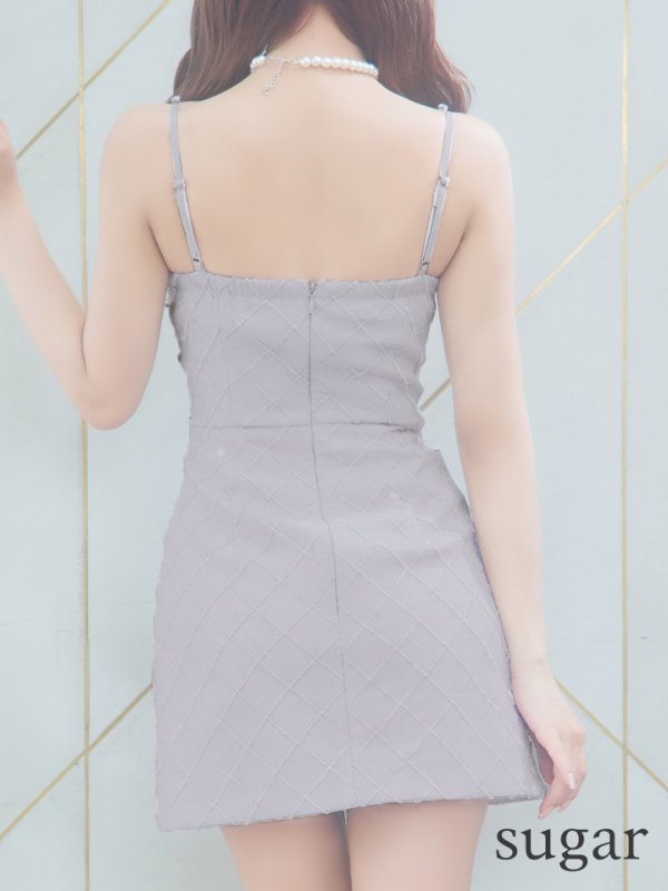 ブルー モデル：三上悠亜　身長：159cm　着用サイズ：Sサイズ