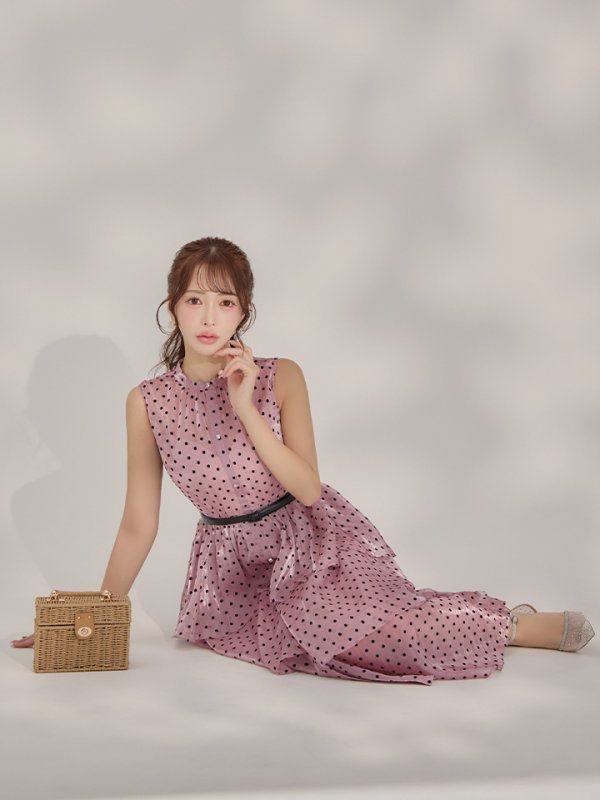 ピンク モデル:りな 身長:160cm 着用サイズ:Sサイズ