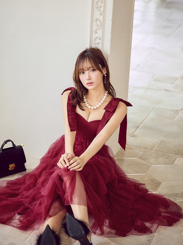 レッド　モデル：きほ　身長：169cm　着用サイズ：Sサイズ