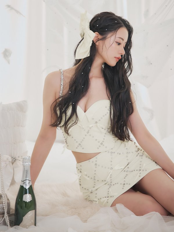 画像13: 【るな/関西コレクション着用】XSサイズあり【ROBE de FLEURS/ローブドフルール】サテンリボン/ ビジュー/ ガーリー/ セットアップ/ タイト/ ミニドレス/ キャバドレス[OF08] (13)