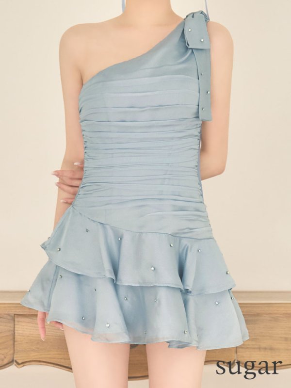 ブルーグレー　モデル：羽澄まり　身長：158cm　着用サイズ：Sサイズ