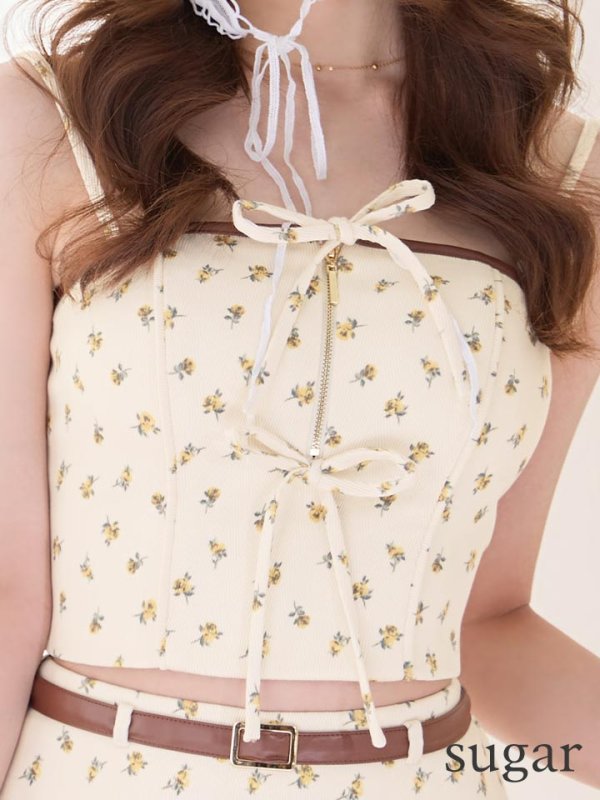 イエロー　モデル：飛鳥　身長：160cm　着用サイズ：Sサイズ