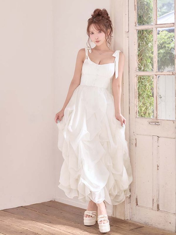 モデル：三上悠亜　身長：159cm　着用サイズ：Sサイズ