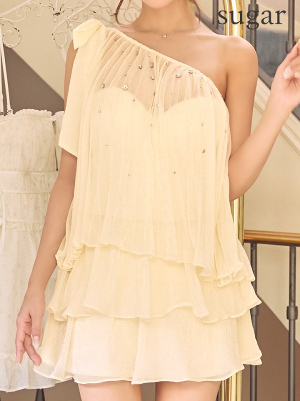 アイボリー　モデル：三上悠亜　身長：159cm　着用サイズ：Sサイズ