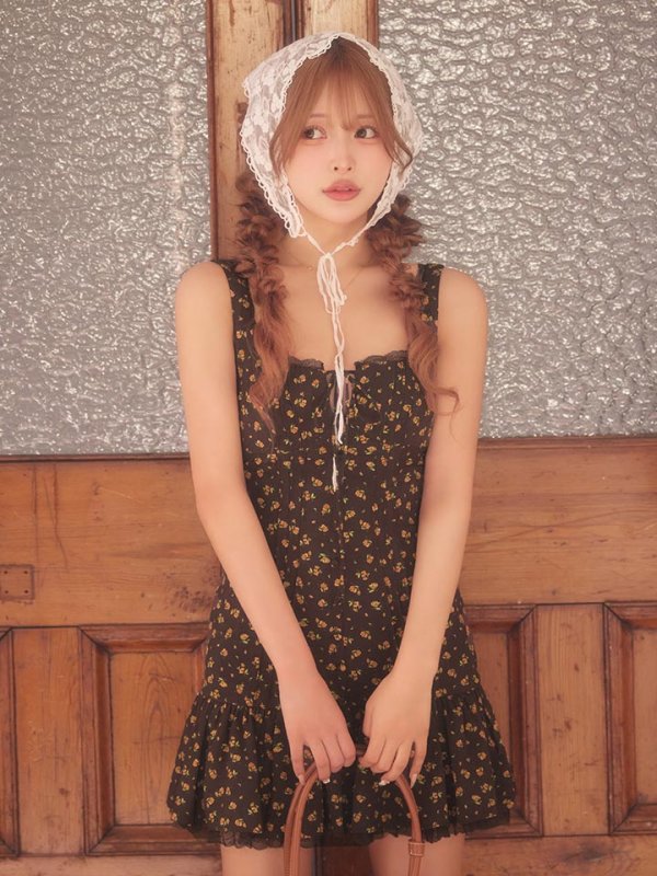 ブラウン　モデル：ななにー　身長：161cm　着用サイズ：Sサイズ