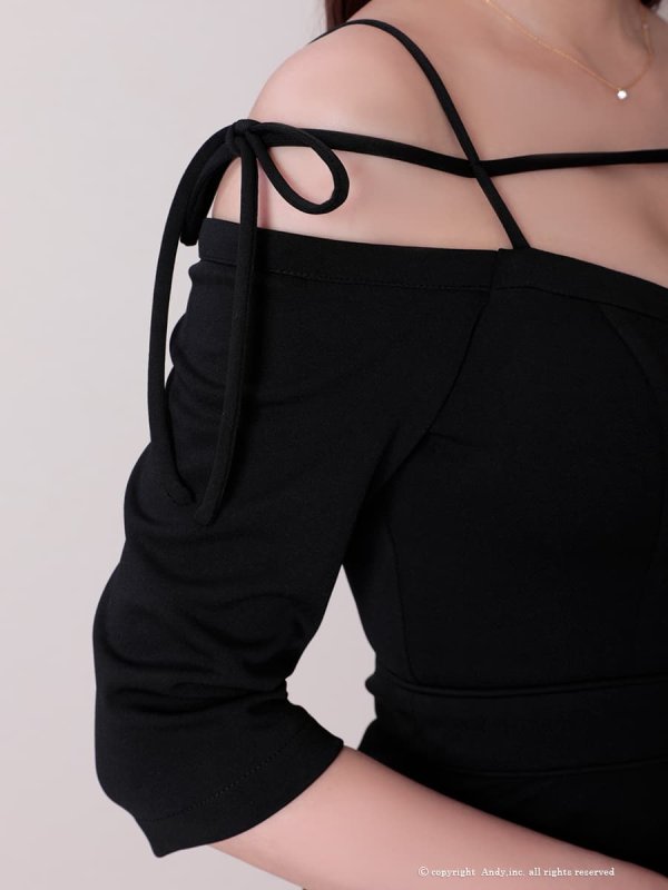 ブラック　モデル：あみ　身長：163cm　着用サイズ：Sサイズ