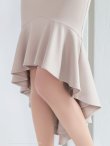 ベージュ モデル：七瀬みほ　身長：162cm　着用サイズ：Sサイズ