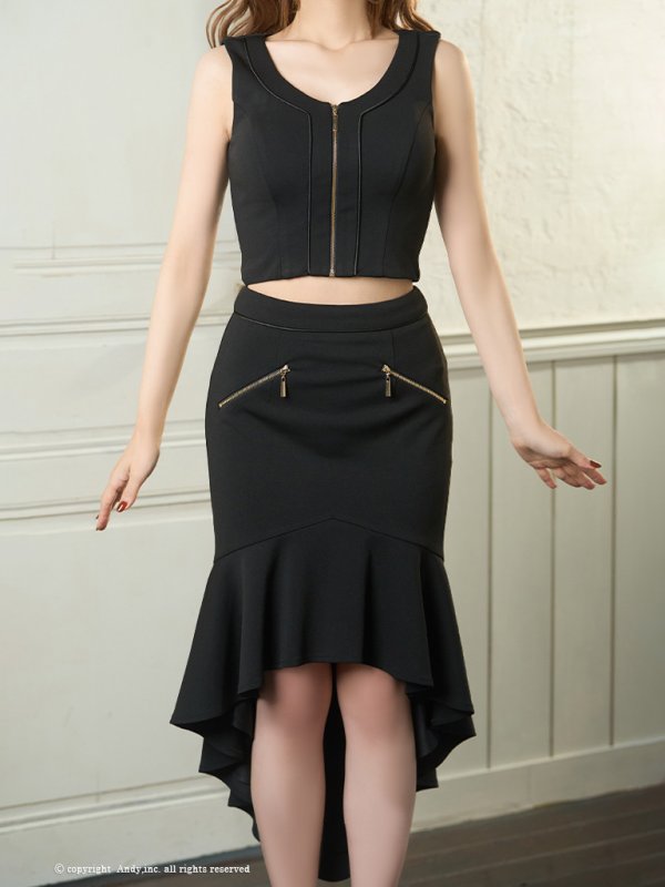 ブラック モデル:椿そら 身長:160cm 着用サイズ:Sサイズ