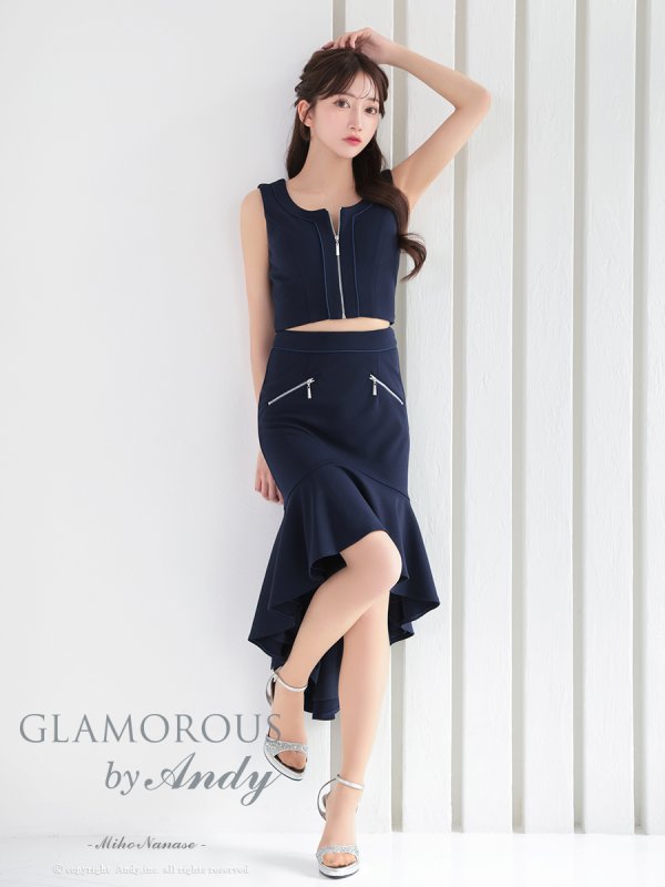 ネイビー モデル:七瀬みほ 身長:162cm 着用サイズ:Sサイズ