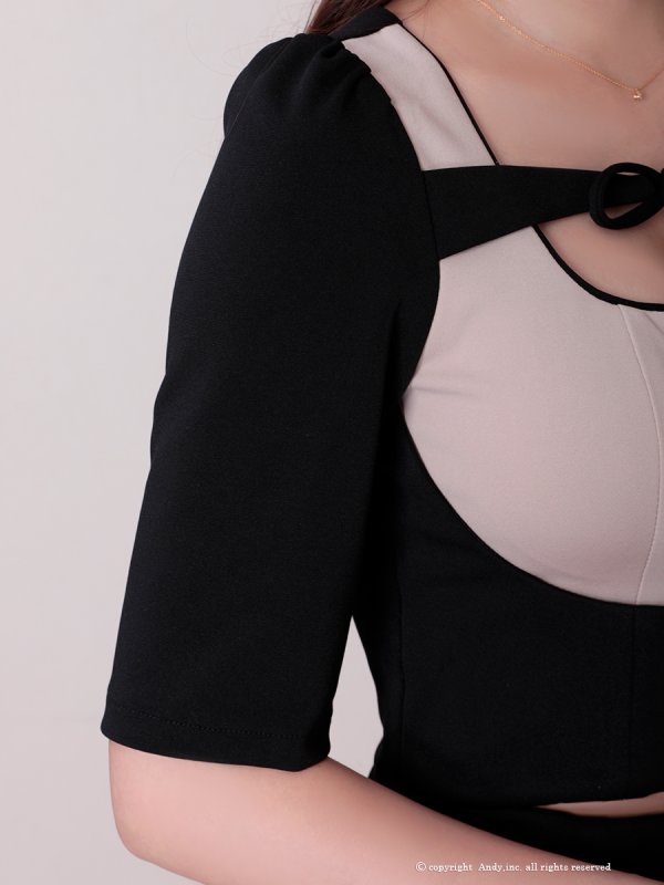 ベージュxブラック 着用サイズ:Sサイズ