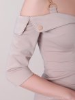 ベージュ　モデル：あみ　着用サイズ：Sサイズ