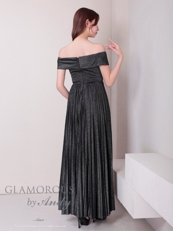 ブラック モデル:あみ 着用サイズ:Sサイズ