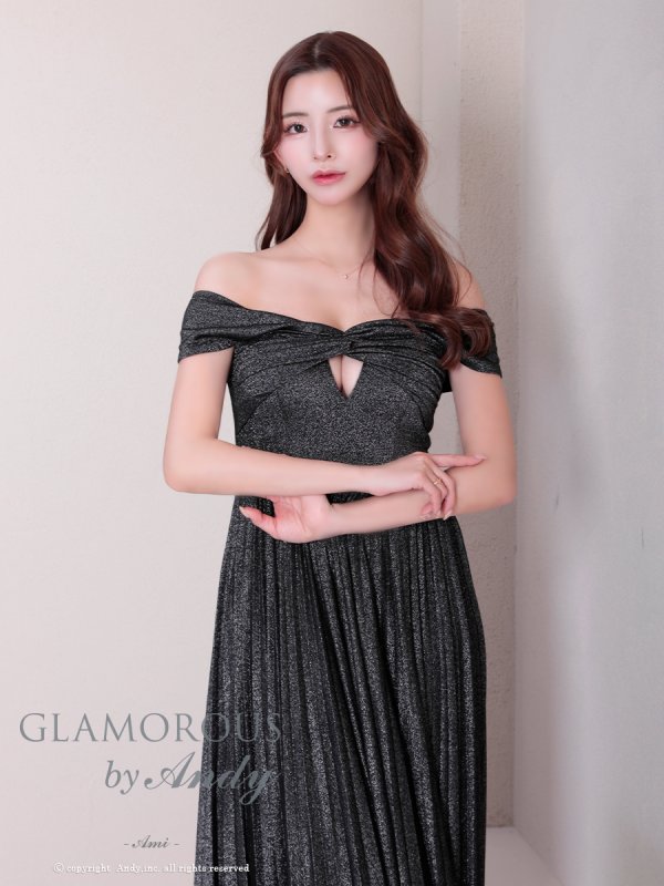 ブラック モデル:あみ 着用サイズ:Sサイズ