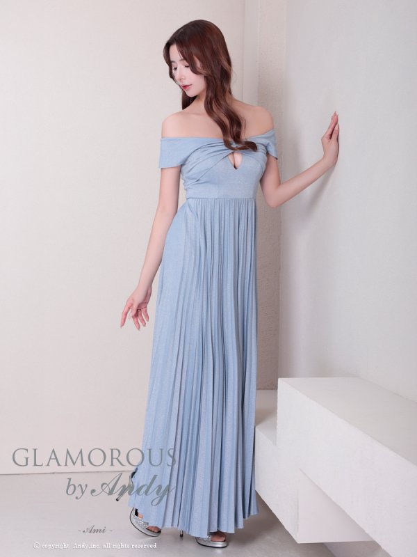 ブルー モデル:あみ 着用サイズ:Sサイズ