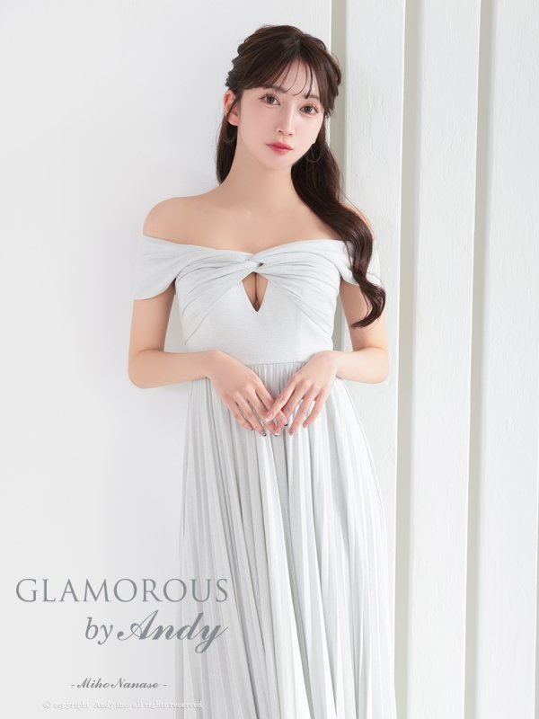 ホワイト モデル:七瀬みほ 身長:162cm 着用サイズ:Sサイズ