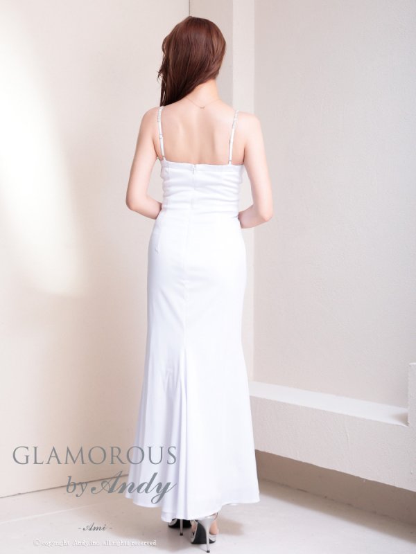 ホワイト モデル:あみ 身長:163cm 着用サイズ:Sサイズ