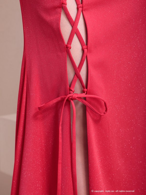 レッド モデル:あみ 身長:163cm 着用サイズ:Sサイズ