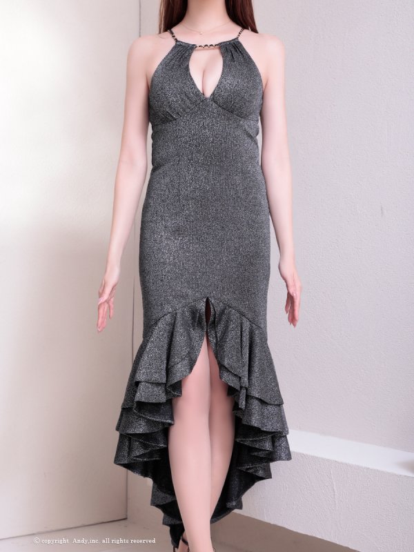 ブラック　モデル：あみ　着用サイズ：Sサイズ