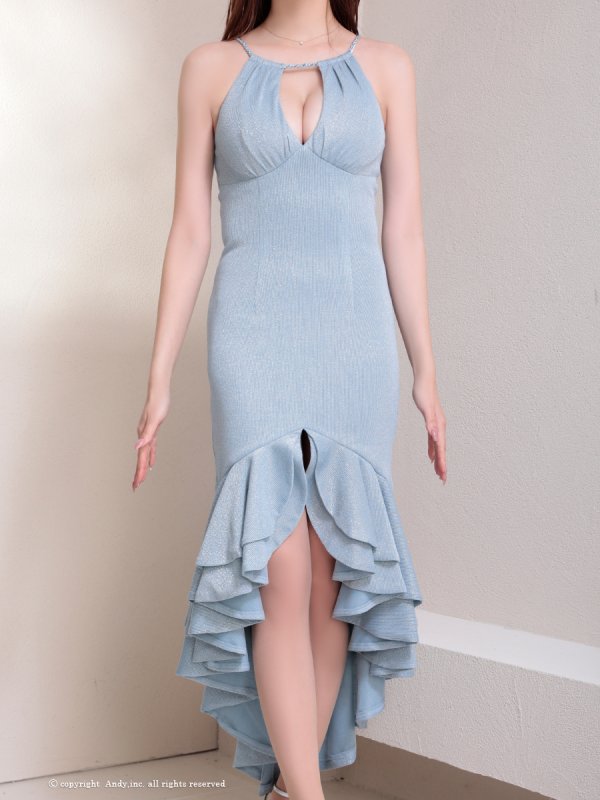 ブルー　モデル：あみ　着用サイズ：Sサイズ