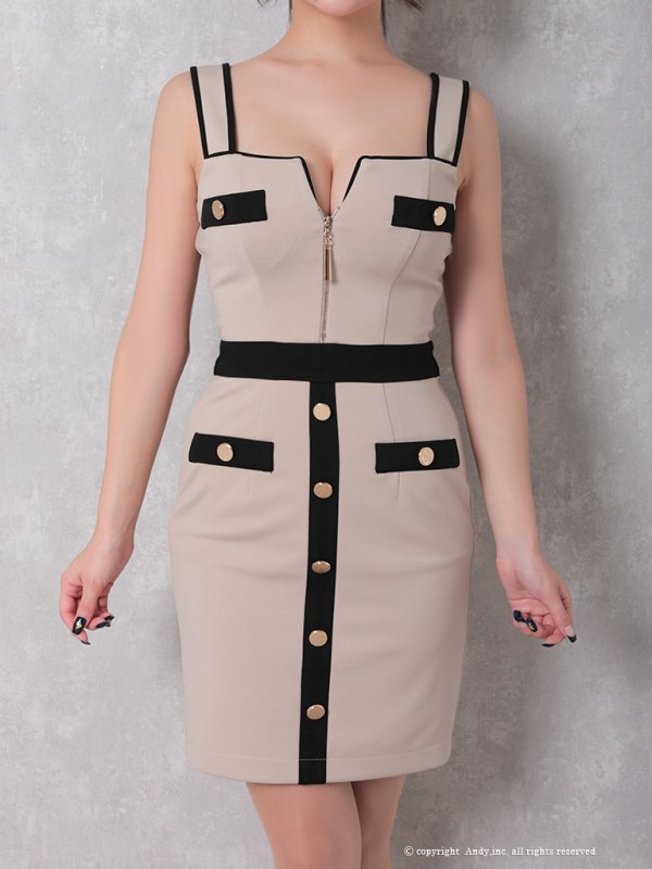 ベージュxブラック モデル：小川青空　身長：156cm　着用サイズ：Sサイズ