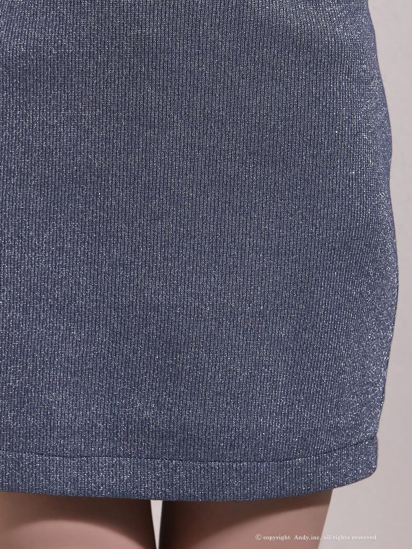 ネイビー モデル：もみじ　着用サイズ：Sサイズ