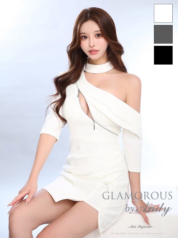 ホワイト  モデル：藤崎めい　身長：159cm　着用サイズ：Sサイズ