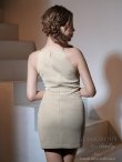 シャンパンゴールド モデル：りさ　身長：164cm　着用サイズ：Sサイズ