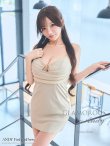 シャンパンゴールドモデル：明日花レイナ　身長：160cm　着用サイズ：Sサイズ