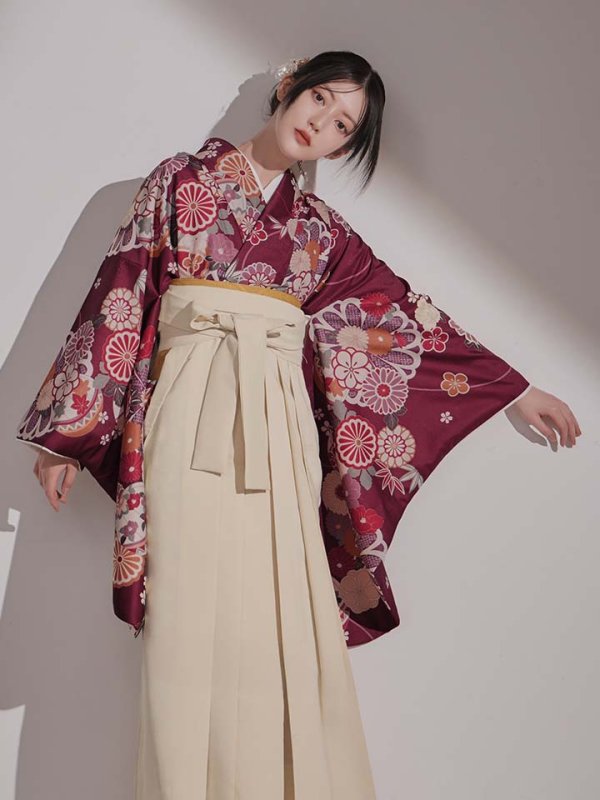 画像10: 【予約商品 / 1月中旬発送予定】菊×椿 ワインレッド二尺袖着物【卒業袴３点セット 二尺袖着物/帯/袴】 (10)