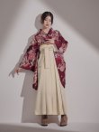 画像12: 【予約商品 / 1月中旬発送予定】菊×椿 ワインレッド二尺袖着物【卒業袴３点セット 二尺袖着物/帯/袴】 (12)