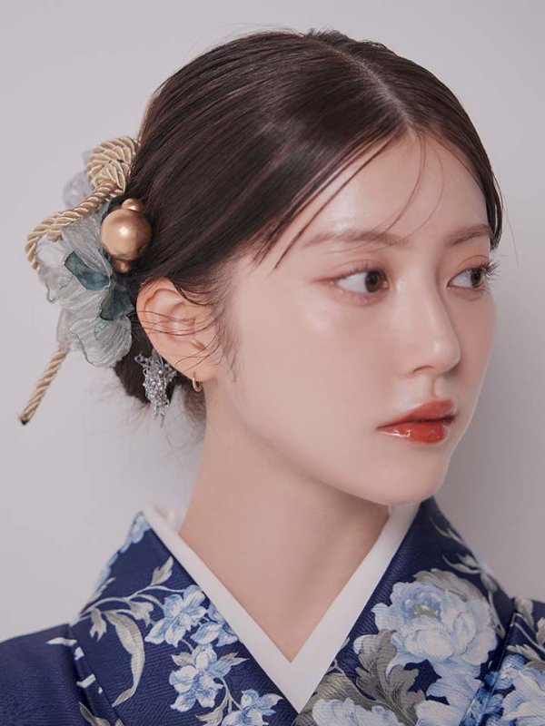 画像18: 【予約商品/1月中旬発送予定】青フラワーブーケ ブルー二尺袖着物【卒業袴３点セット 二尺袖着物/帯/袴】 (18)