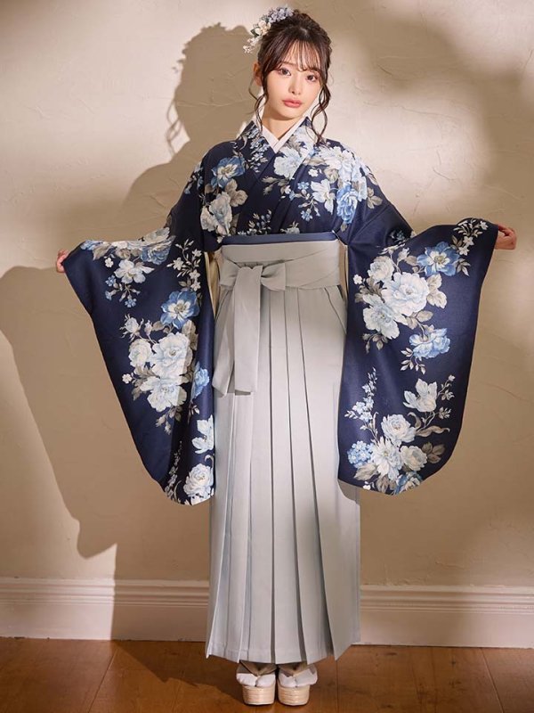 画像4: 【予約商品/1月中旬発送予定】青フラワーブーケ ブルー二尺袖着物【卒業袴３点セット 二尺袖着物/帯/袴】 (4)