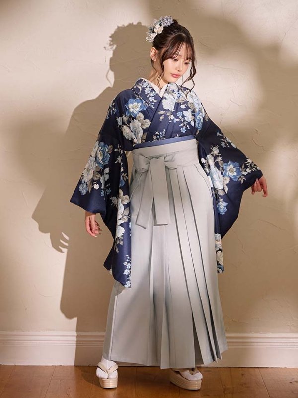画像5: 【予約商品/1月中旬発送予定】青フラワーブーケ ブルー二尺袖着物【卒業袴３点セット 二尺袖着物/帯/袴】 (5)