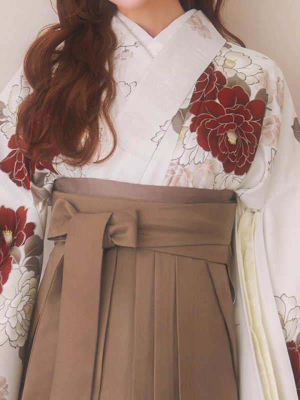 モデル:明日花キララ 身長:162cm　着用サイズ:Mサイズ