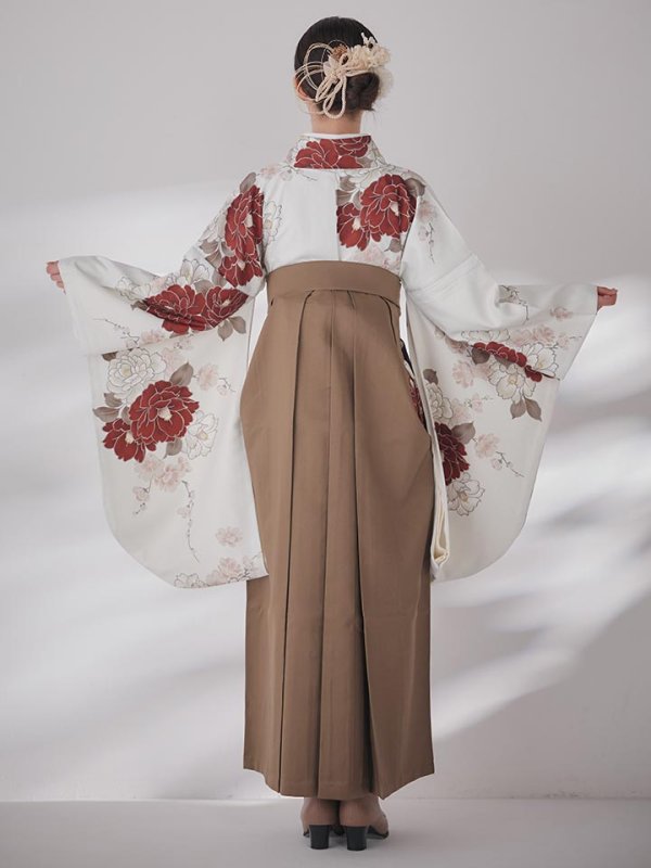 モデル:中野恵那 身長:157cm　着用サイズ:Mサイズ