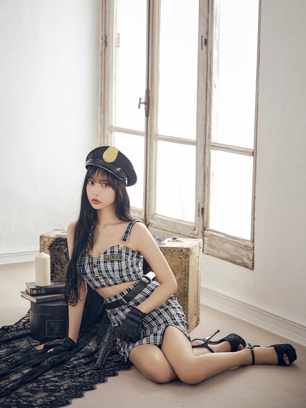 画像9: 【SALE!!】【即日発送】【ハロウィン】ツイードポリスセットアップ 【コスプレ5点セット】【XS-Mサイズ】(OF0106-SV)[OF04-Bg] (9)