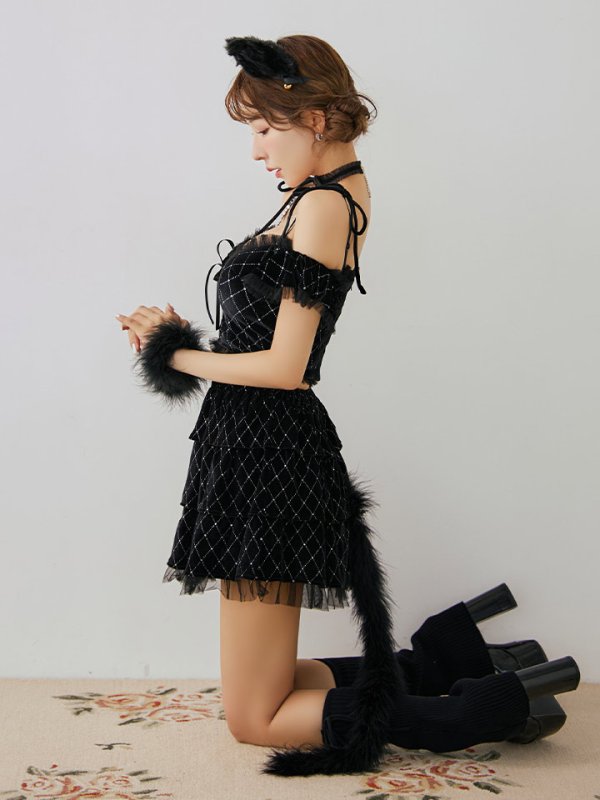 モデル：三上悠亜 身長：159cm　着用サイズ：Sサイズ