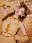 ベージュ　モデル：明日花キララ　身長162cm　着用サイズ：Sサイズ