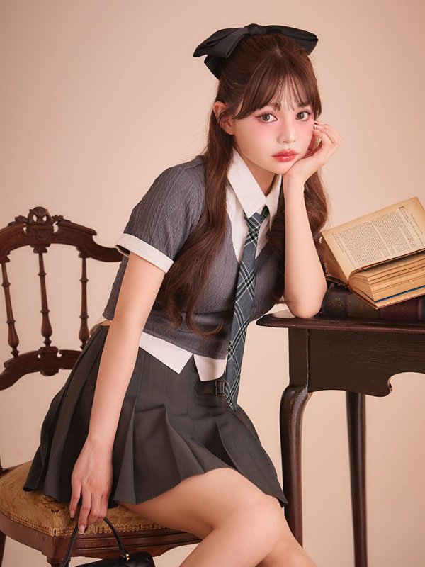 モデル：吉木千沙都（ちぃぽぽ）身長：158cm　着用サイズ：Sサイズ