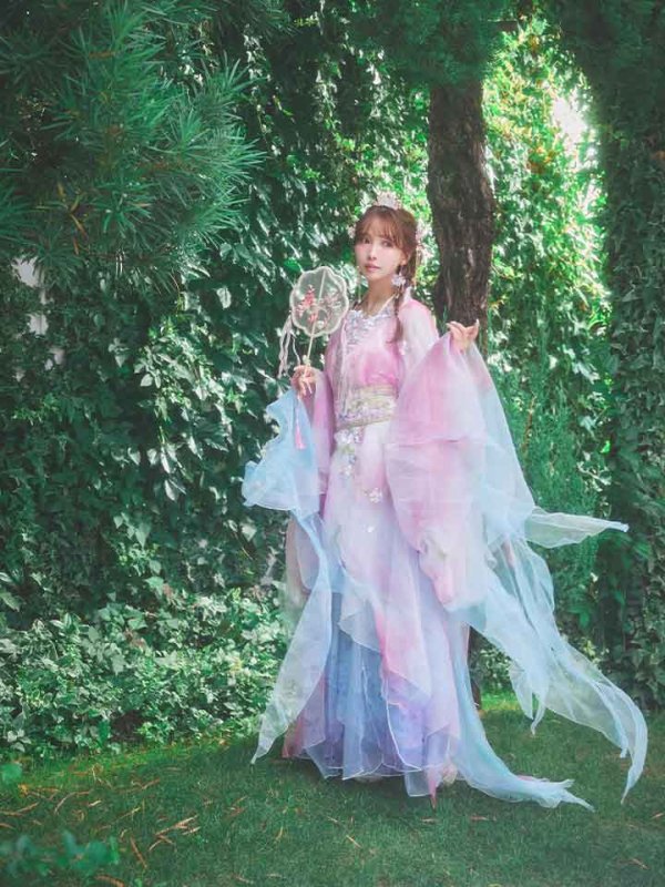 画像15: 【一部予約商品/8月下旬発送予定】【送料無料！】【ハロウィン】ピンク×ブルー花刺繍ロングシフォン漢服セット【コスプレ4点SET】【Fサイズ】[OF03]三上悠亜着用 (15)