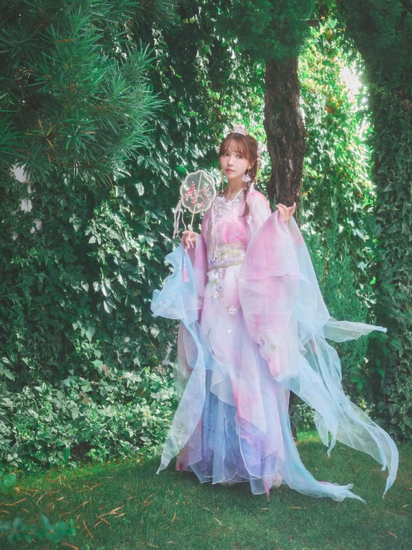 モデル：三上悠亜　身長159cm　着用サイズ：Fサイズ