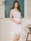 ピンクxホワイト モデル：Aoli　身長：162cm 着用サイズ：7号(Sサイズ)