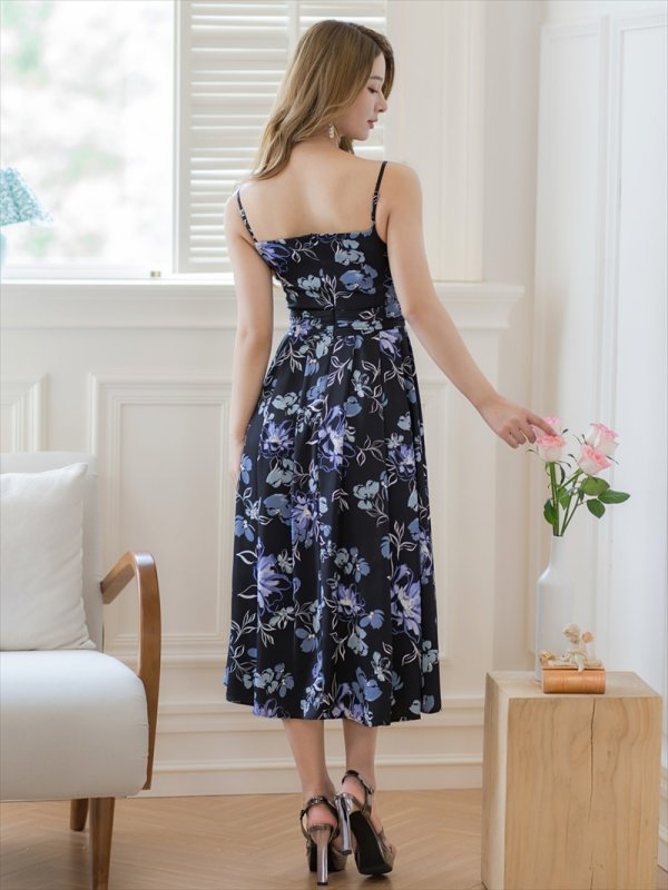 ブラックｘパープル　モデル：Aoli　身長：162cm　着用サイズ：7号(Sサイズ)