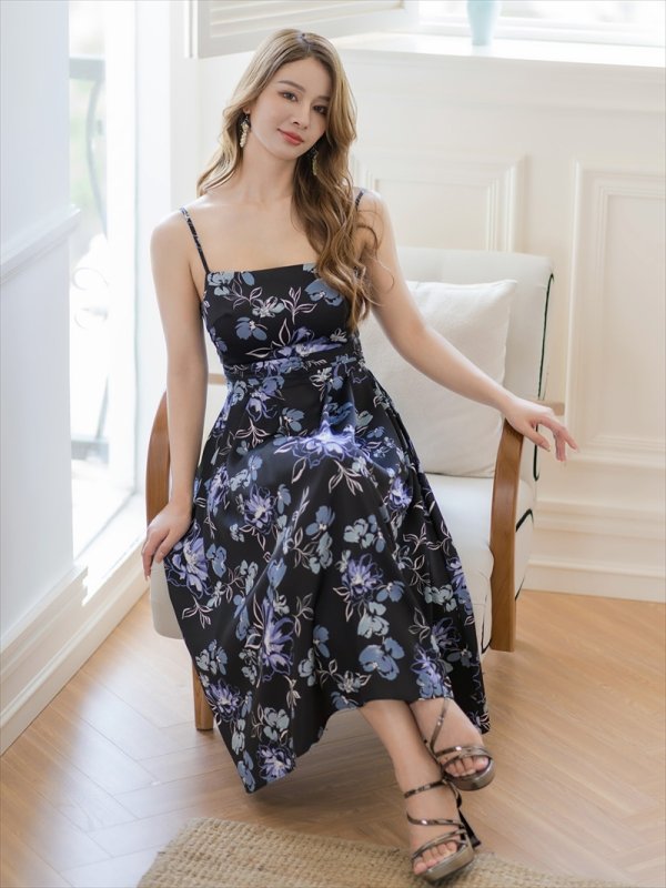 ブラックｘパープル　モデル：Aoli　身長：162cm　着用サイズ：7号(Sサイズ)