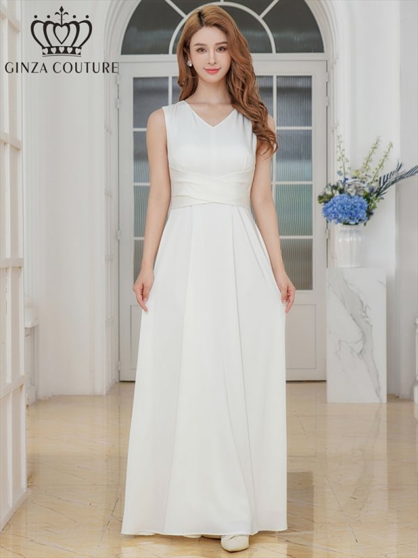 ホワイト モデル：Aoli　身長：162cm 着用サイズ：7号(Sサイズ)