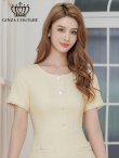イエロー モデル:Aoli 身長:162cm 着用サイズ:7号(Sサイズ)