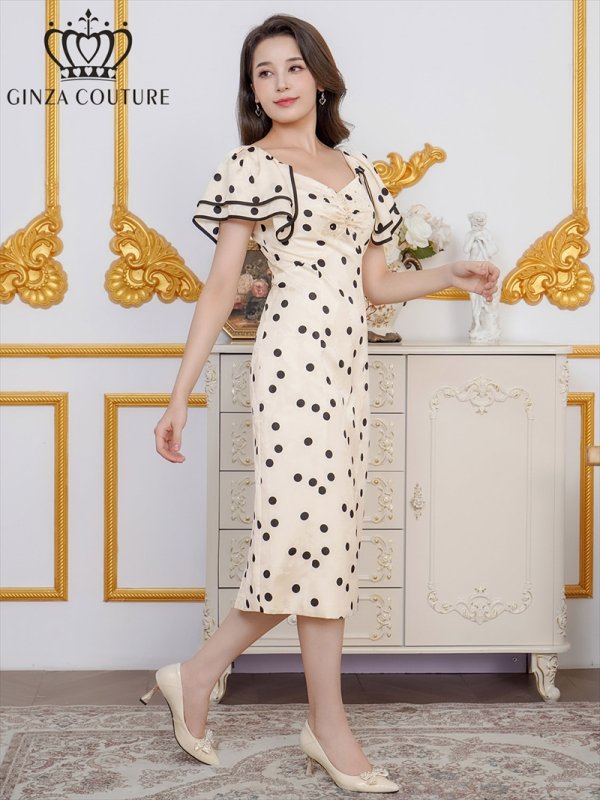 ホワイト　モデル：Didi　身長：166cm　着用サイズ：7号(Sサイズ)