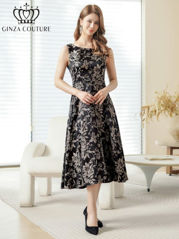 ブラック モデル：Aoli　身長：162cm 着用サイズ：7号(Sサイズ)