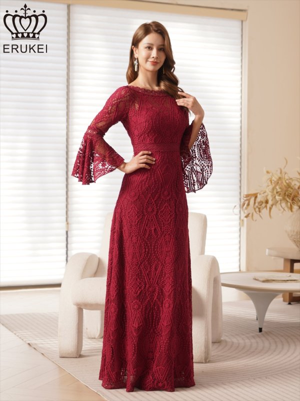 ワインレッド　モデル：Aoli　身長：162cm　着用サイズ：7号(Sサイズ)