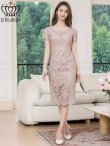 ベージュ　モデル：Aoli　身長：162cm　着用サイズ：7号(Sサイズ)